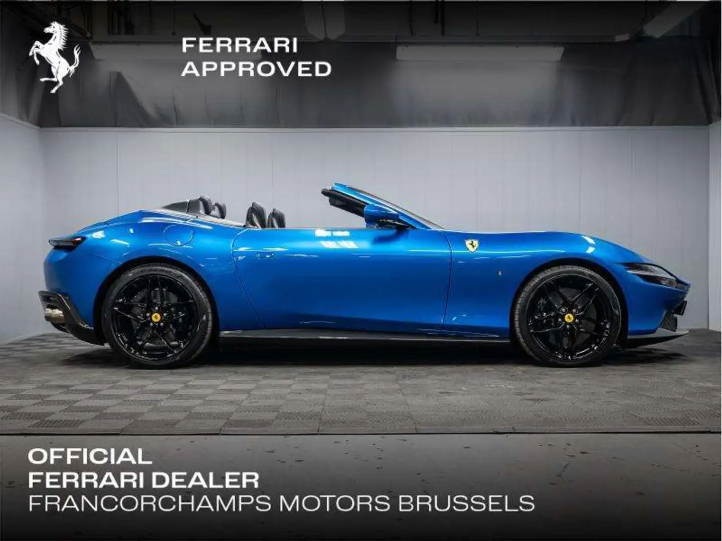 Ferrari Roma Spider Blau - 2