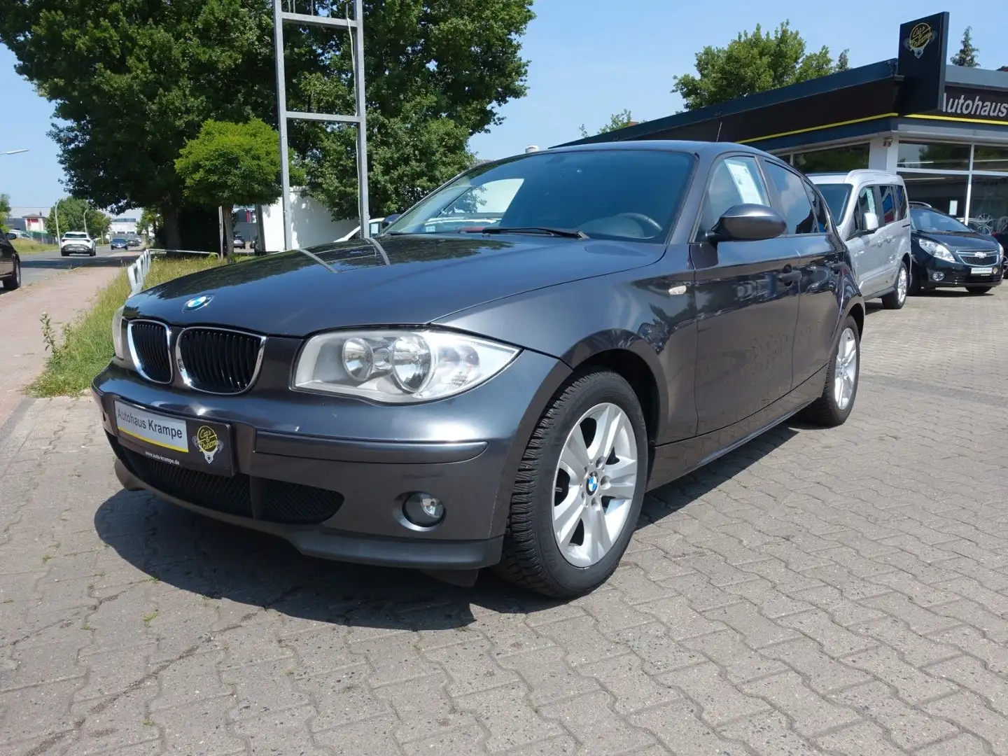 BMW 116 i Advantage HU & Kette neu Gris - 1