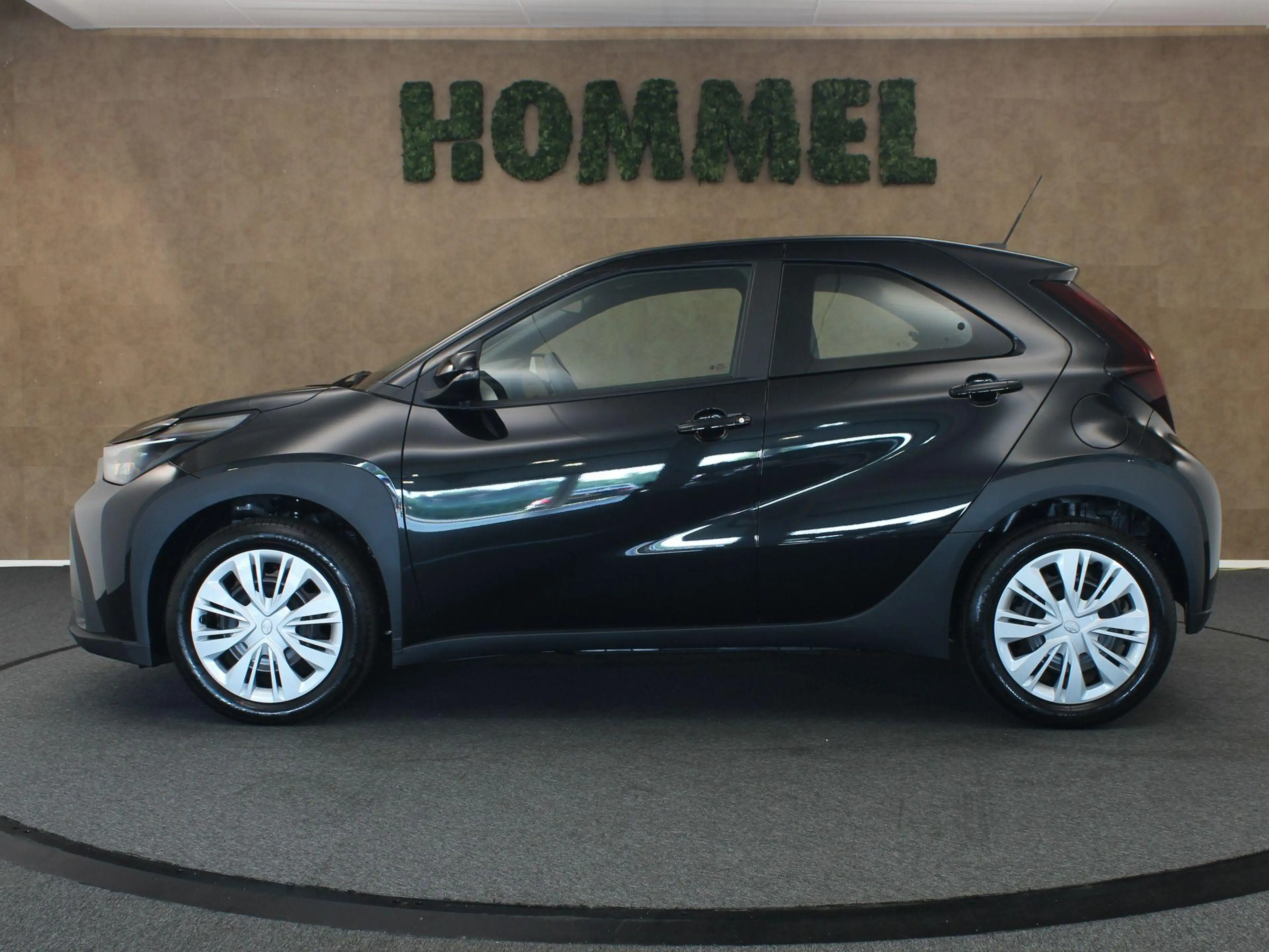 Toyota Aygo X Hybrid 115 Play - NIEUW MODEL - DIRECT UIT VOORRAA — photo 11