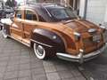 Oldtimer Chrysler town and country 4 portes Rood - thumbnail 4