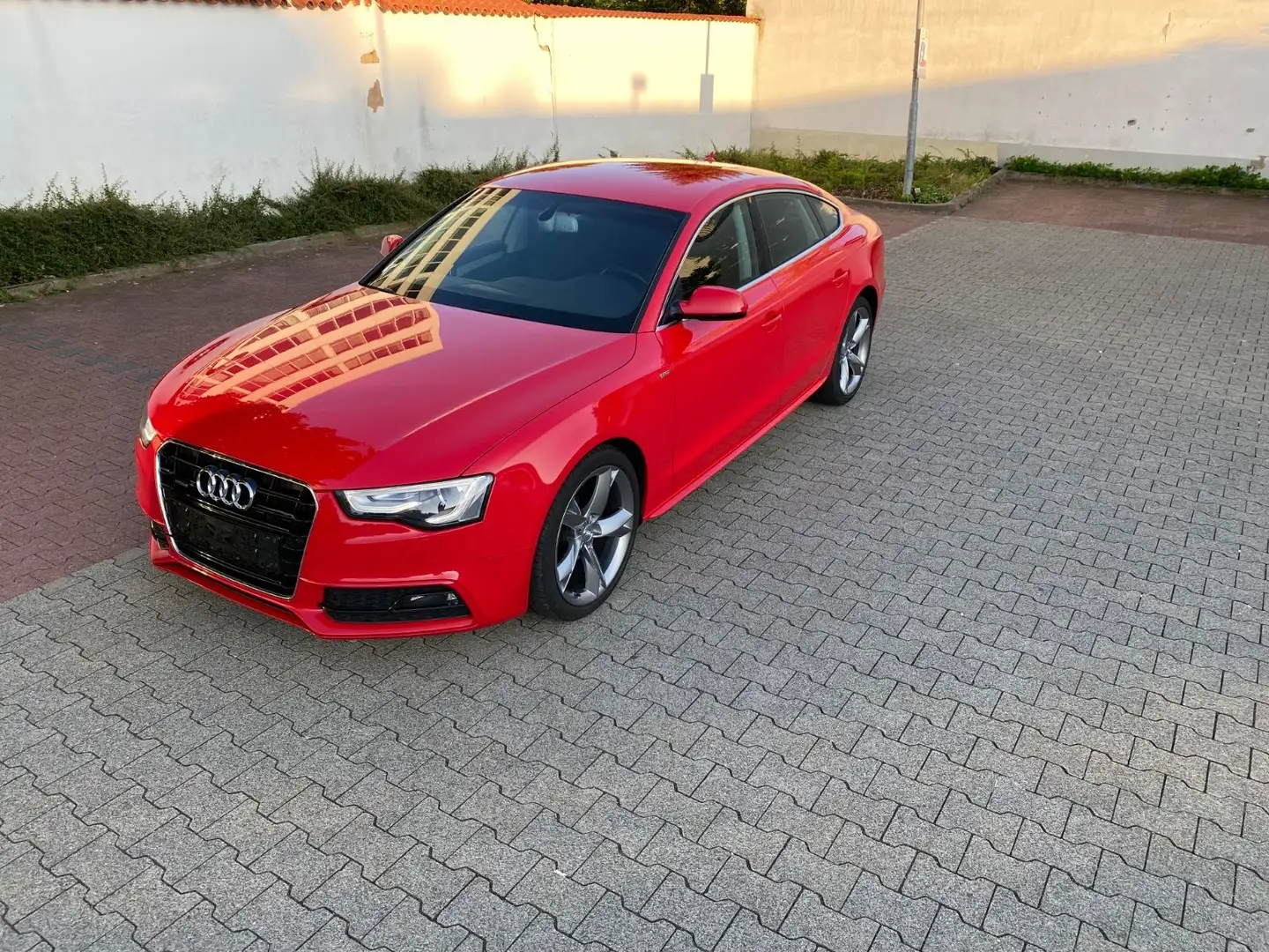 Audi A5 2.0 TDI  S tronic quattro S-LINE Rot - 1