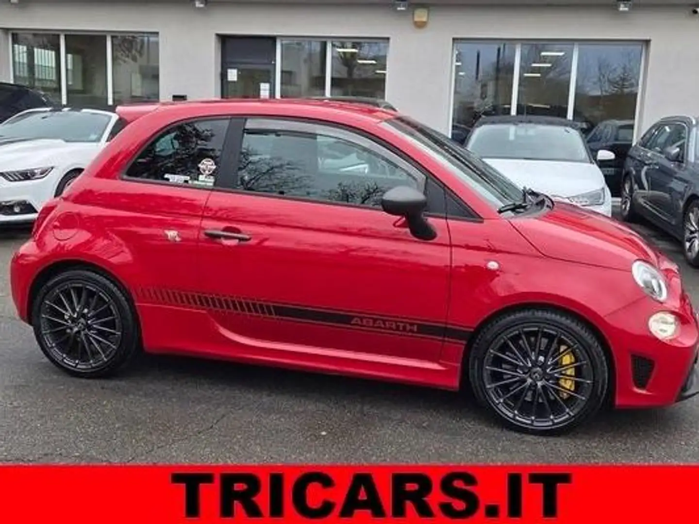 Abarth 695 695 1.4 t-jet 180cv PERMUTE UNICOPRIETARIO - 1