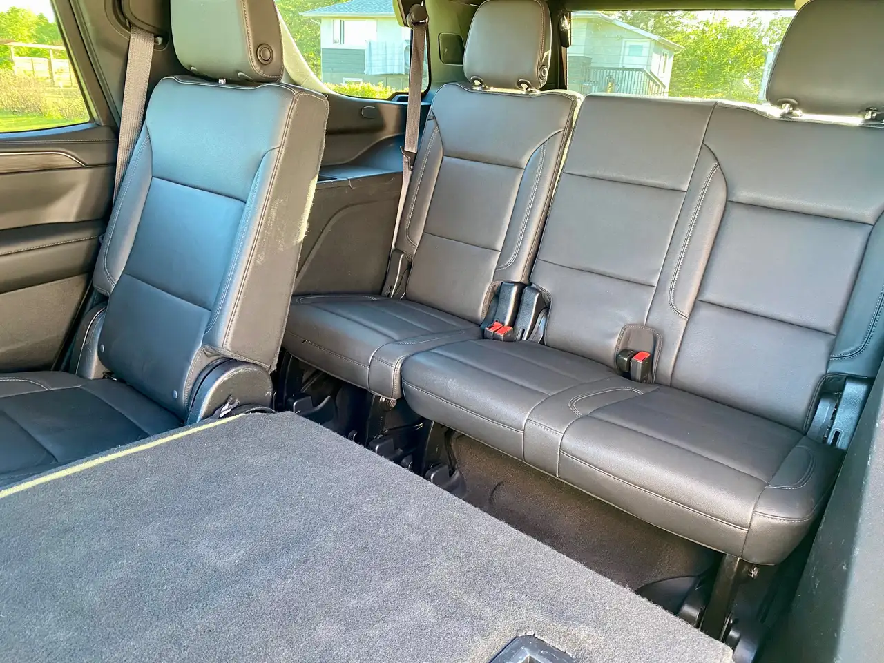 Chevrolet Tahoe photo Chevrolet Tahoe