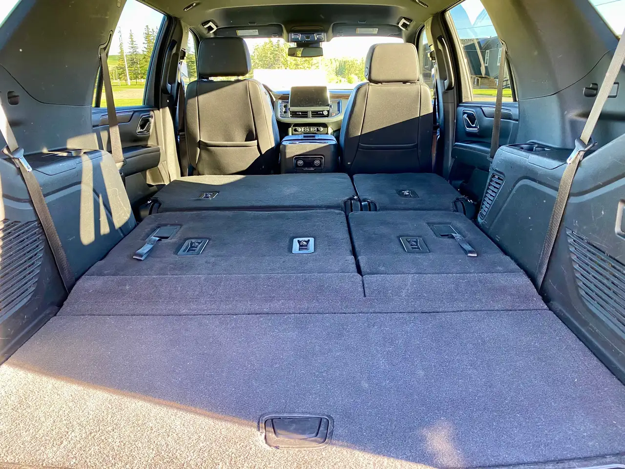Chevrolet Tahoe photo Chevrolet Tahoe