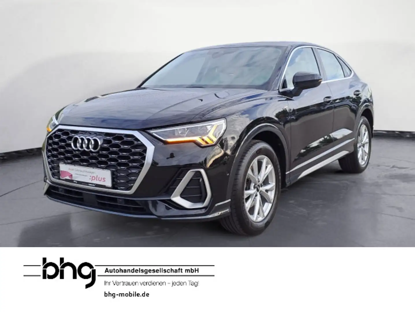 Audi Q3 35 TFSI S-tronic S-Line AHK ACC LED Noir - 1
