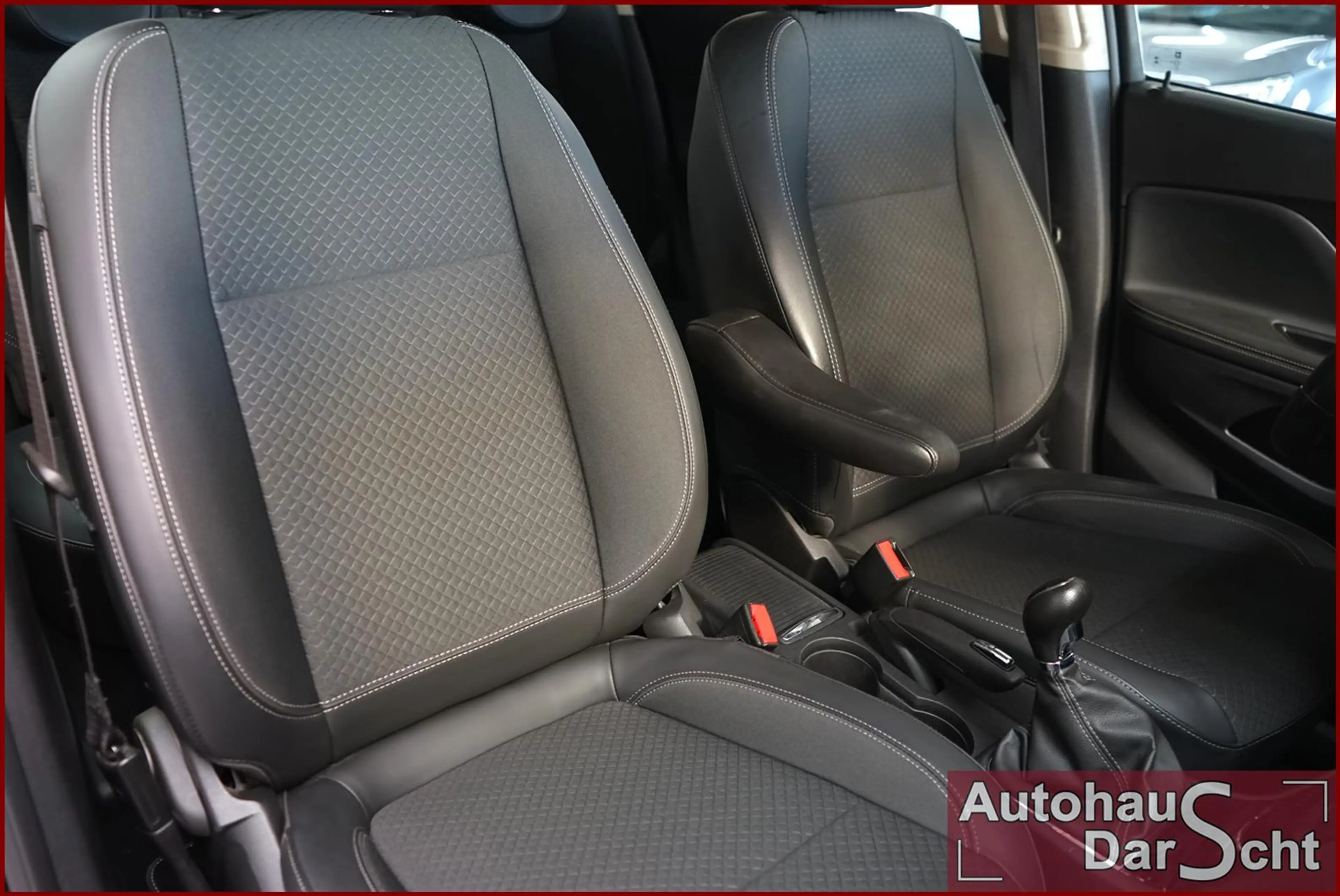 Opel Mokka X 1.4 Turbo 120 Jahre, Inspektion neu — photo 10
