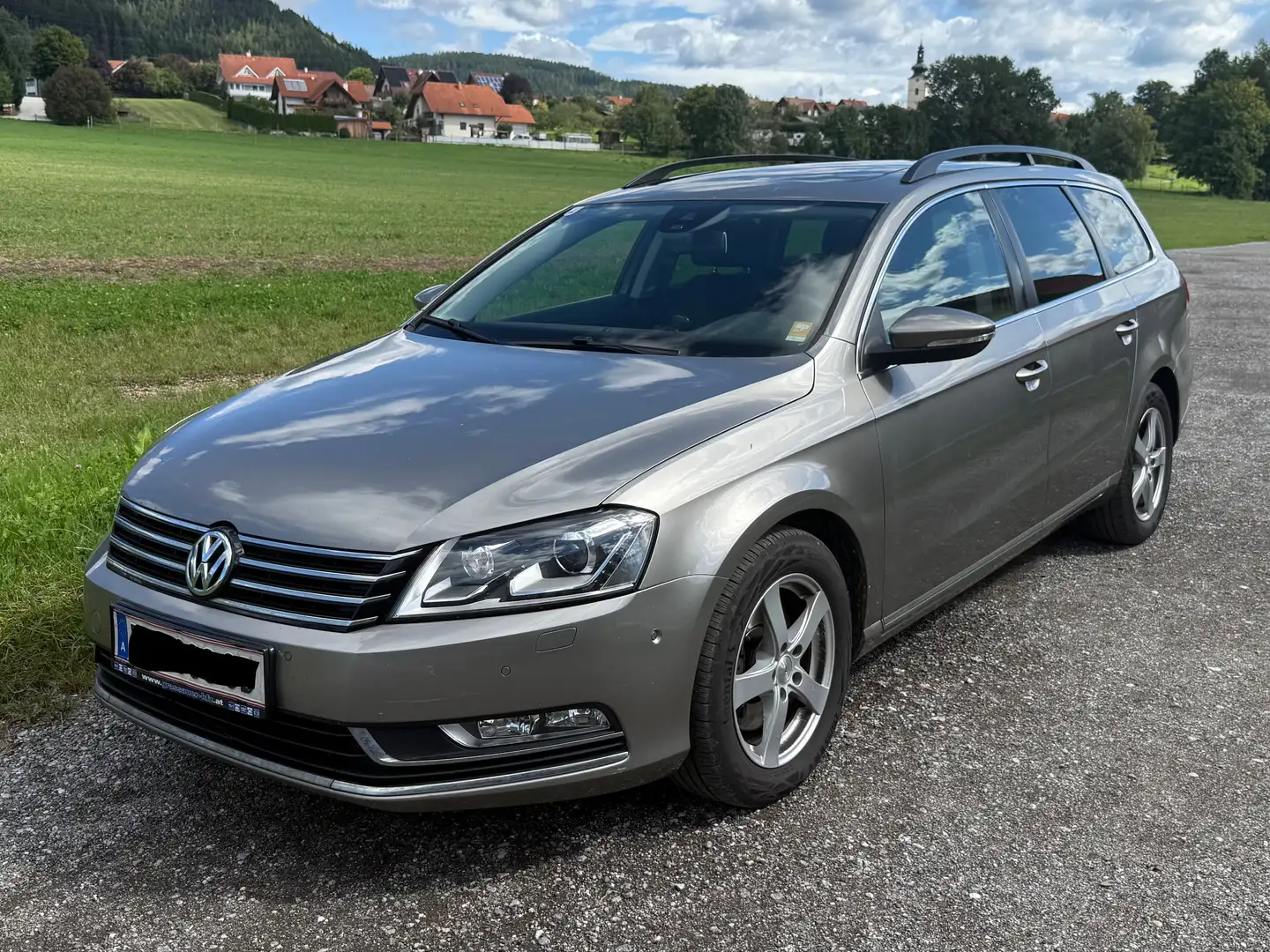 Volkswagen Passat Variant Passat Variant Sky Highline 1,6 TDI Sky Bronze - 1