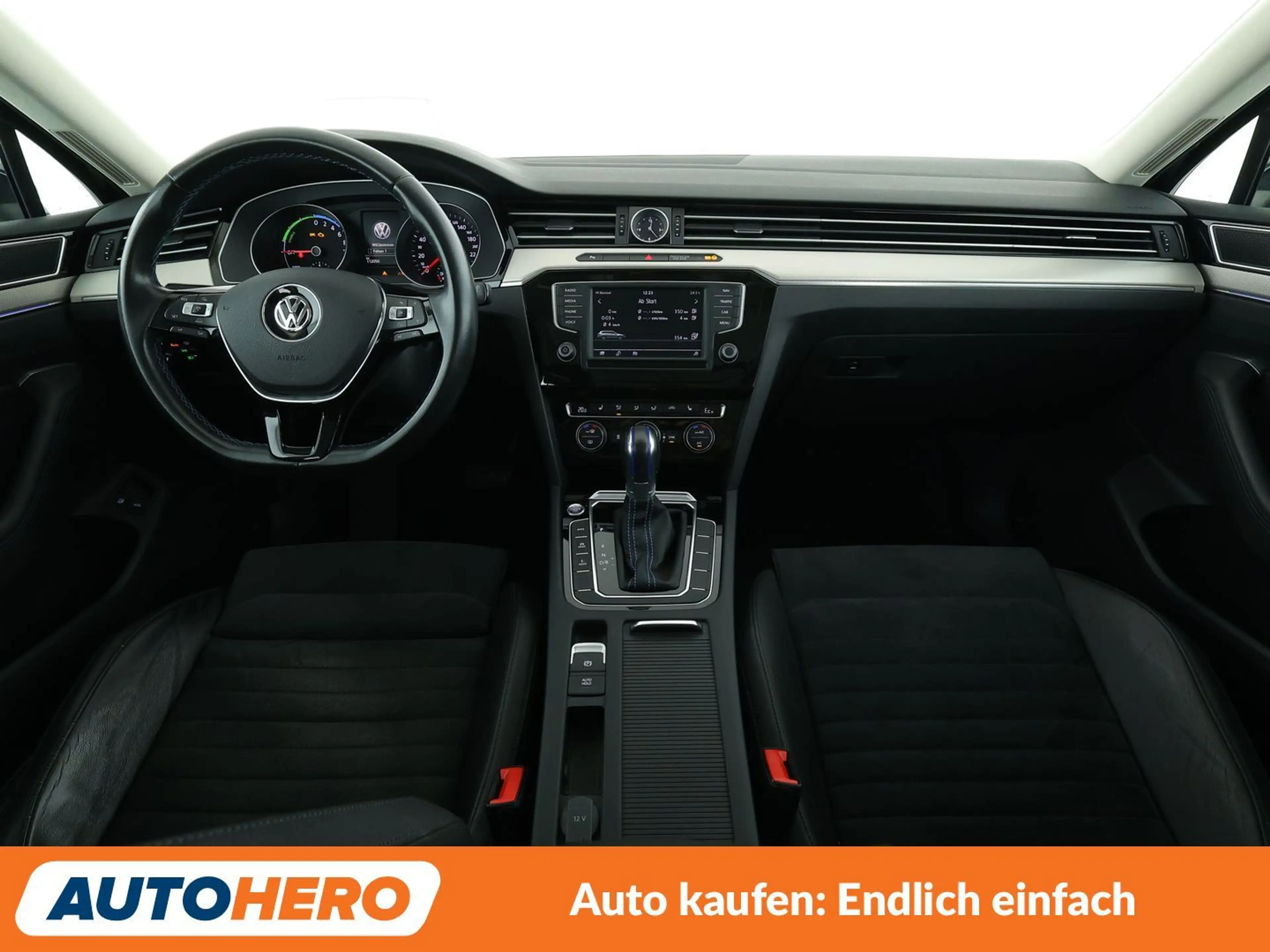 Volkswagen Passat 1.4 GTE Aut.*NAV*LED*ACC*CAM*PDC*SHZ*3-ZONENKLIMA* — photo 12