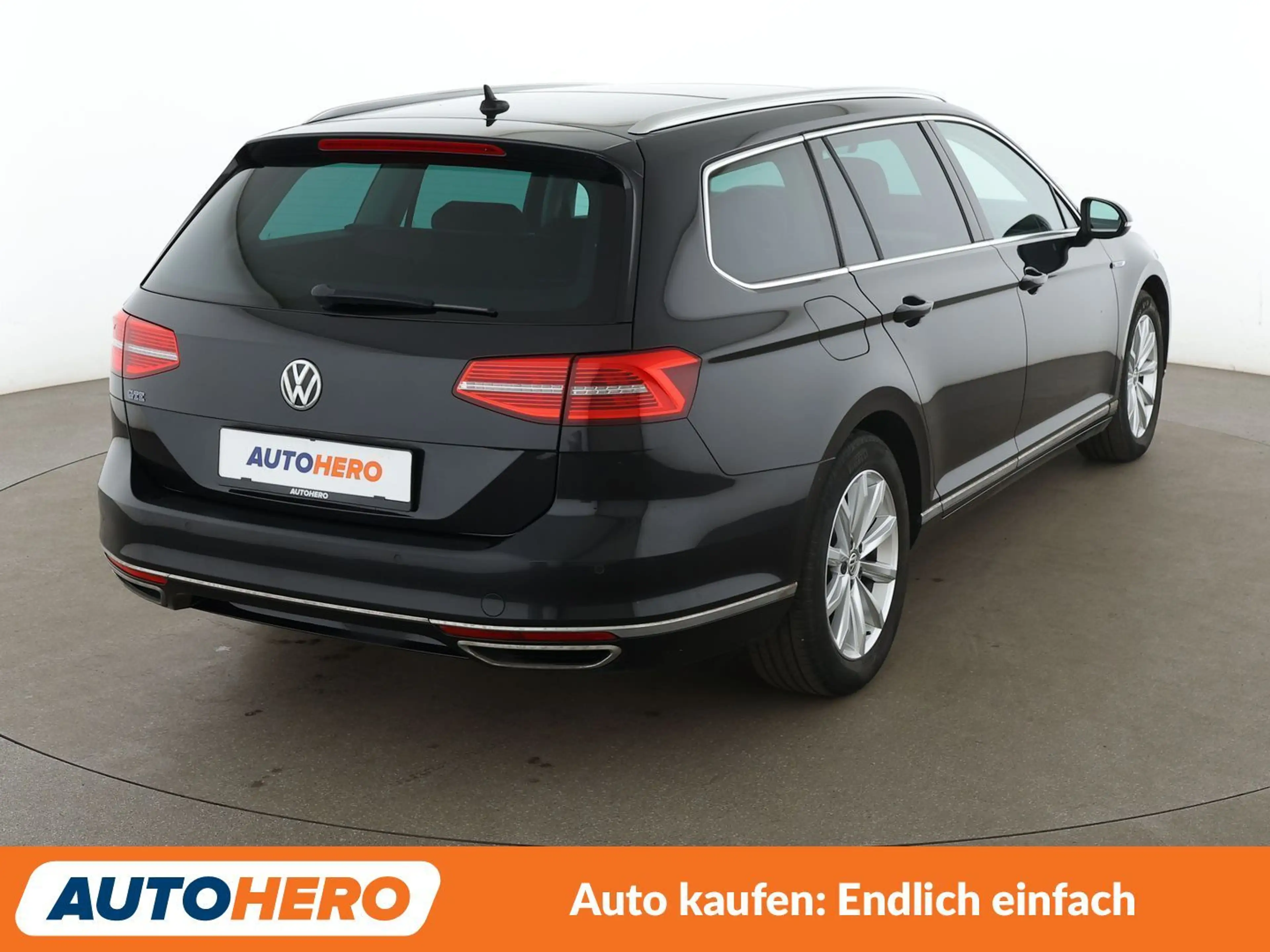 Volkswagen Passat 1.4 GTE Aut.*NAV*LED*ACC*CAM*PDC*SHZ*3-ZONENKLIMA* — photo 6