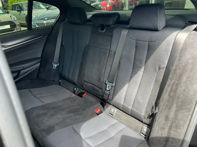 BMW M view 16