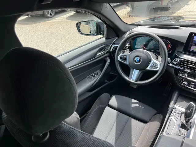 BMW M view 28