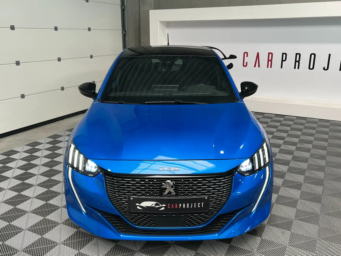 Peugeot 208 208 1.2 PureTech GT Line (EU6.3)/TOIT PANO/GPS/CAM Bleu - 2