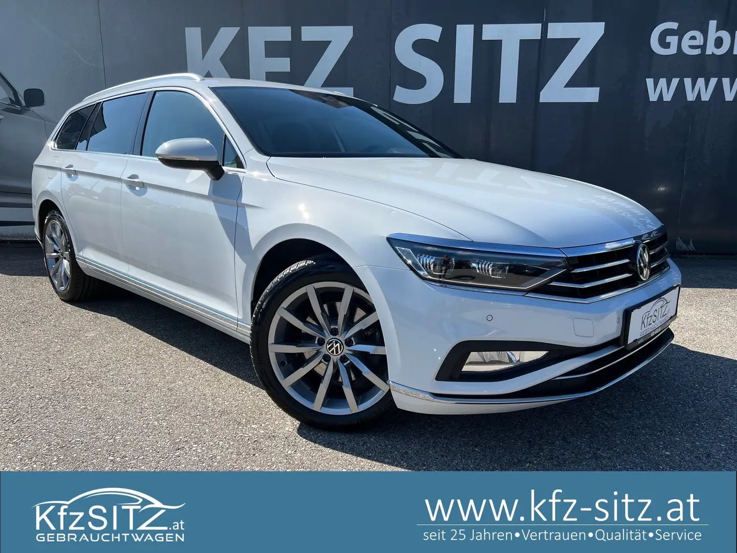 Volkswagen Passat Variant Elegance 2,0 TDI 4Motion DSG AHK | NP € 66.100 Weiß - 1