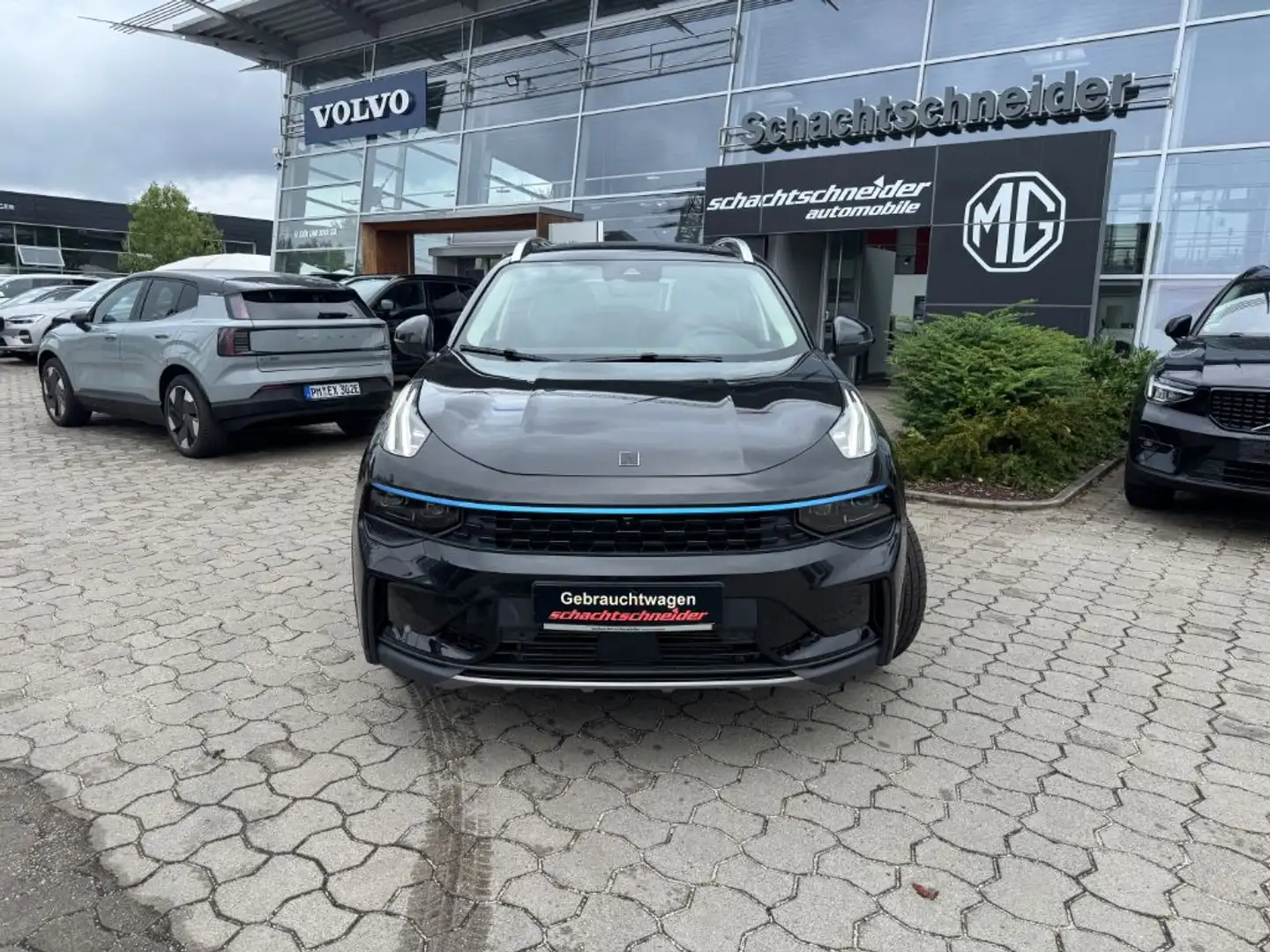 Lynk & Co 01 PHEV+360+LED+Panorama+ACC+BLIS+ Schwarz - 2
