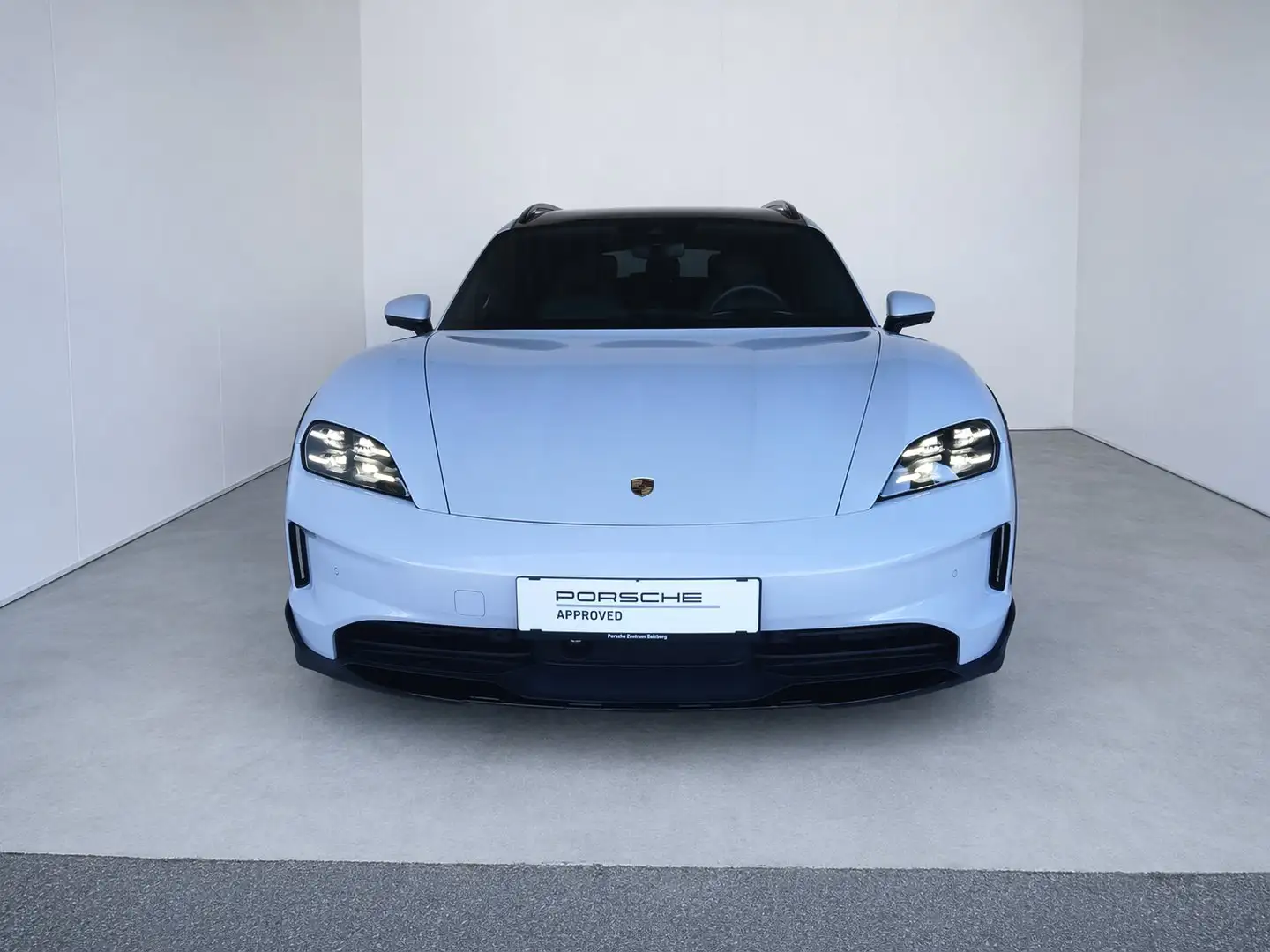 Porsche Taycan 4 Cross Turismo Grau - 2