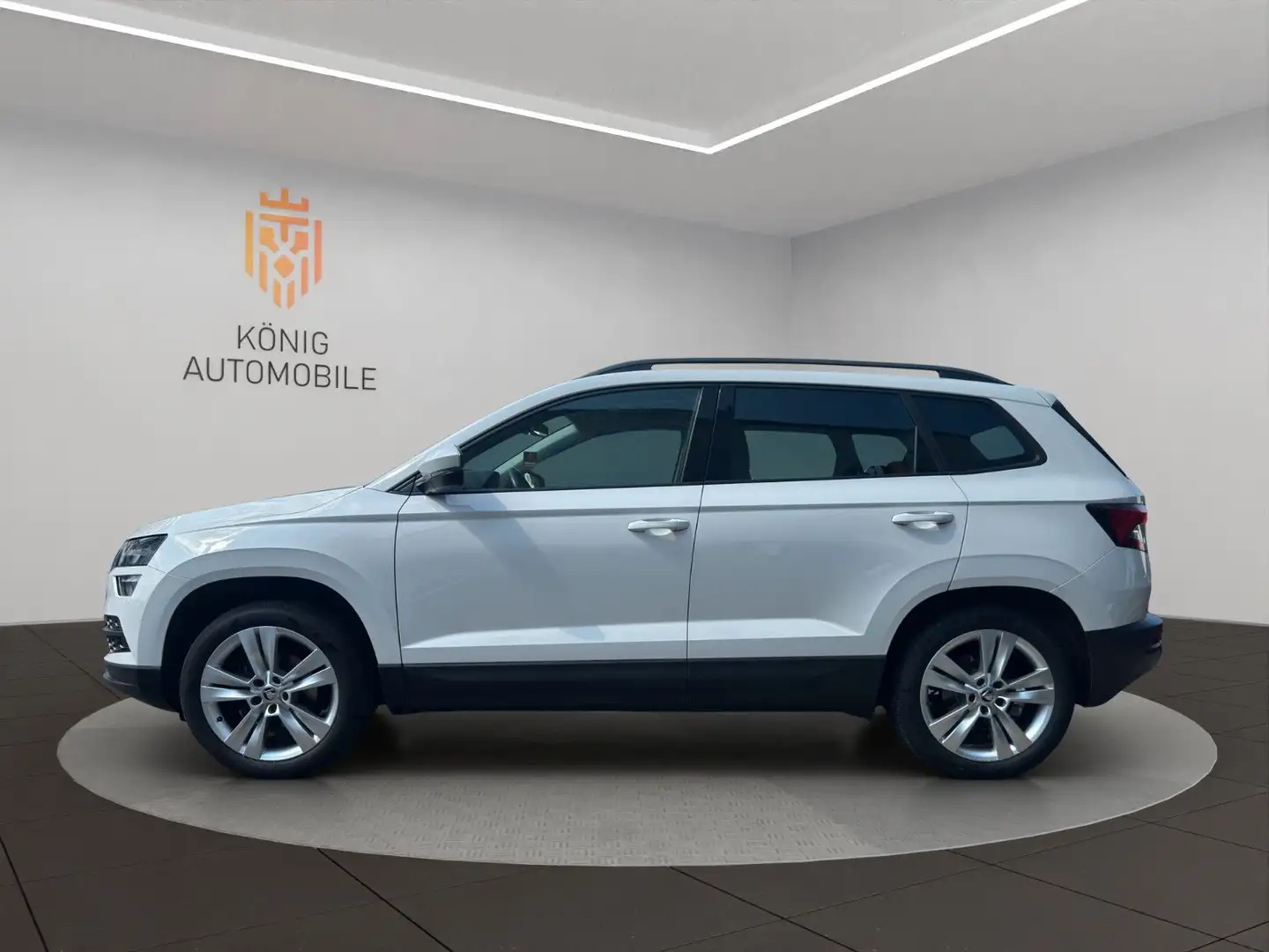 Skoda Karoq Style/1.HAND/NAV/SHZ/SCHECKHEFT/8xBEREIFT Blanc - 2