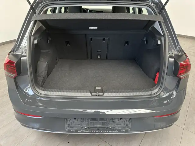 Volkswagen Golf view 6