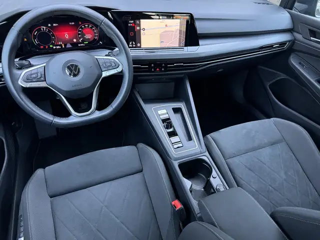 Volkswagen Golf view 12