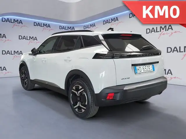 Peugeot 2008 view 3