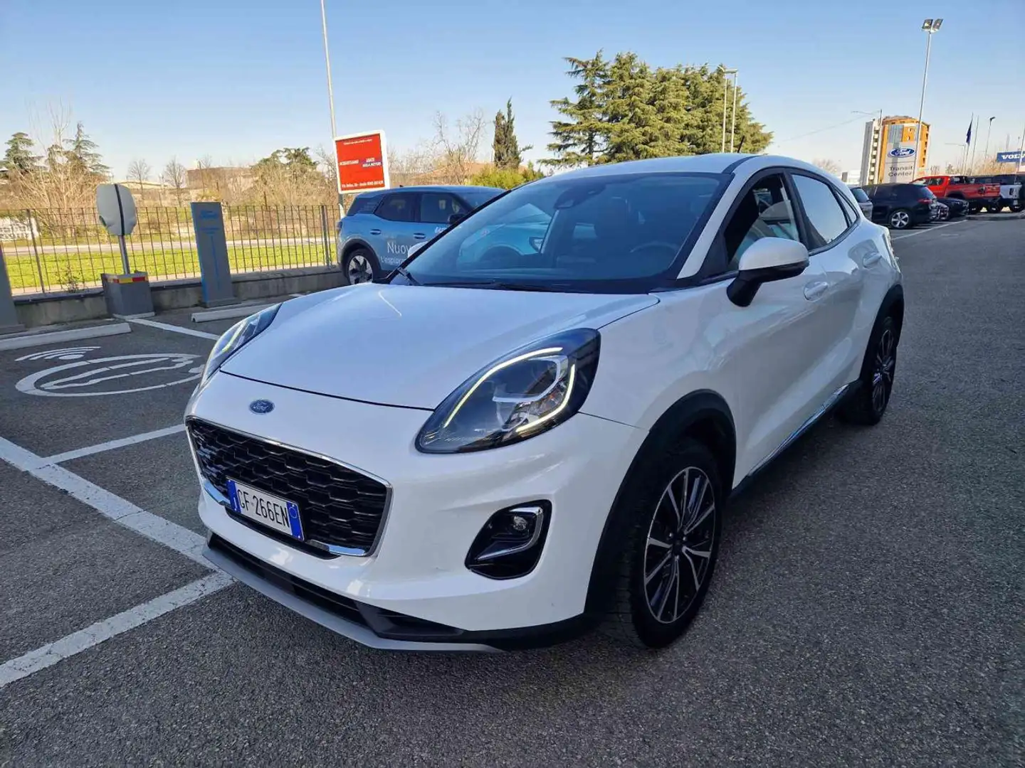Ford Puma 1.5 EcoBlue 120 CV S&S Titanium Weiß - 1