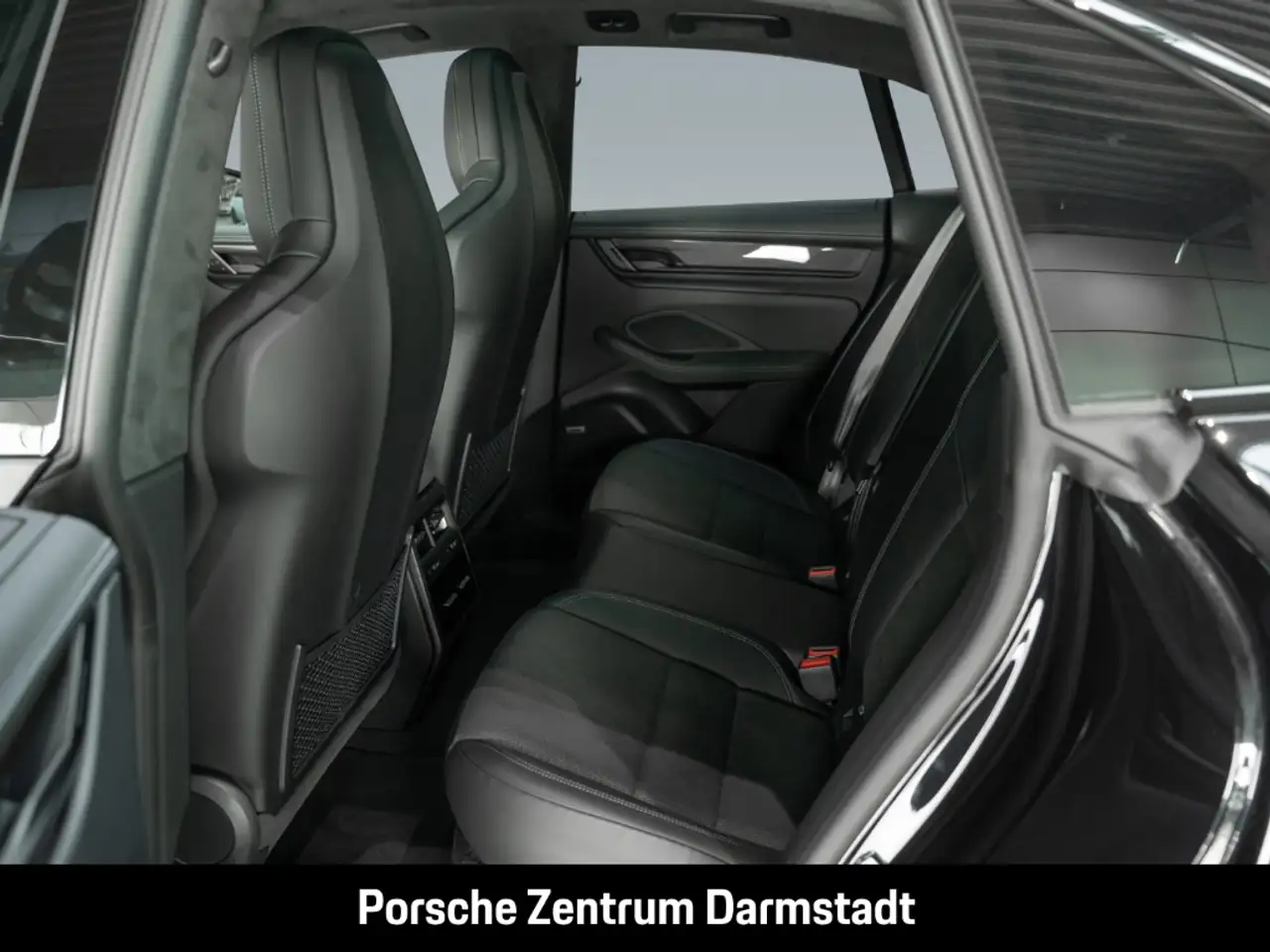 Porsche Macan GTS HA-Lenkung Head-Up Surround-View BOSE 7