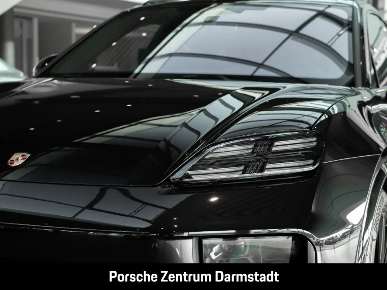 Porsche Macan GTS HA-Lenkung Head-Up Surround-View BOSE 9
