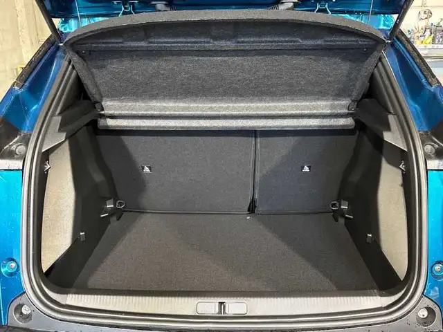 Peugeot 2008 view 7