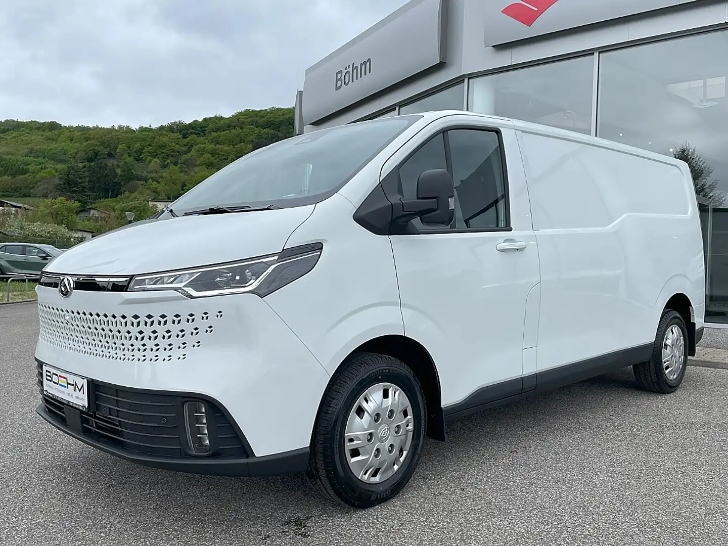 Maxus Deliver 7  L2H1 + Paket 3 Weiß - 1
