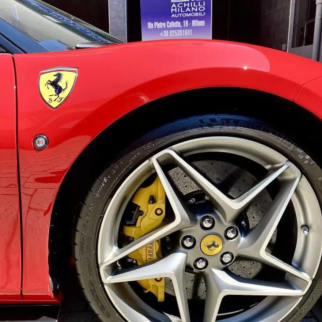 Ferrari F8 Tributo 3.9 Rouge - 2