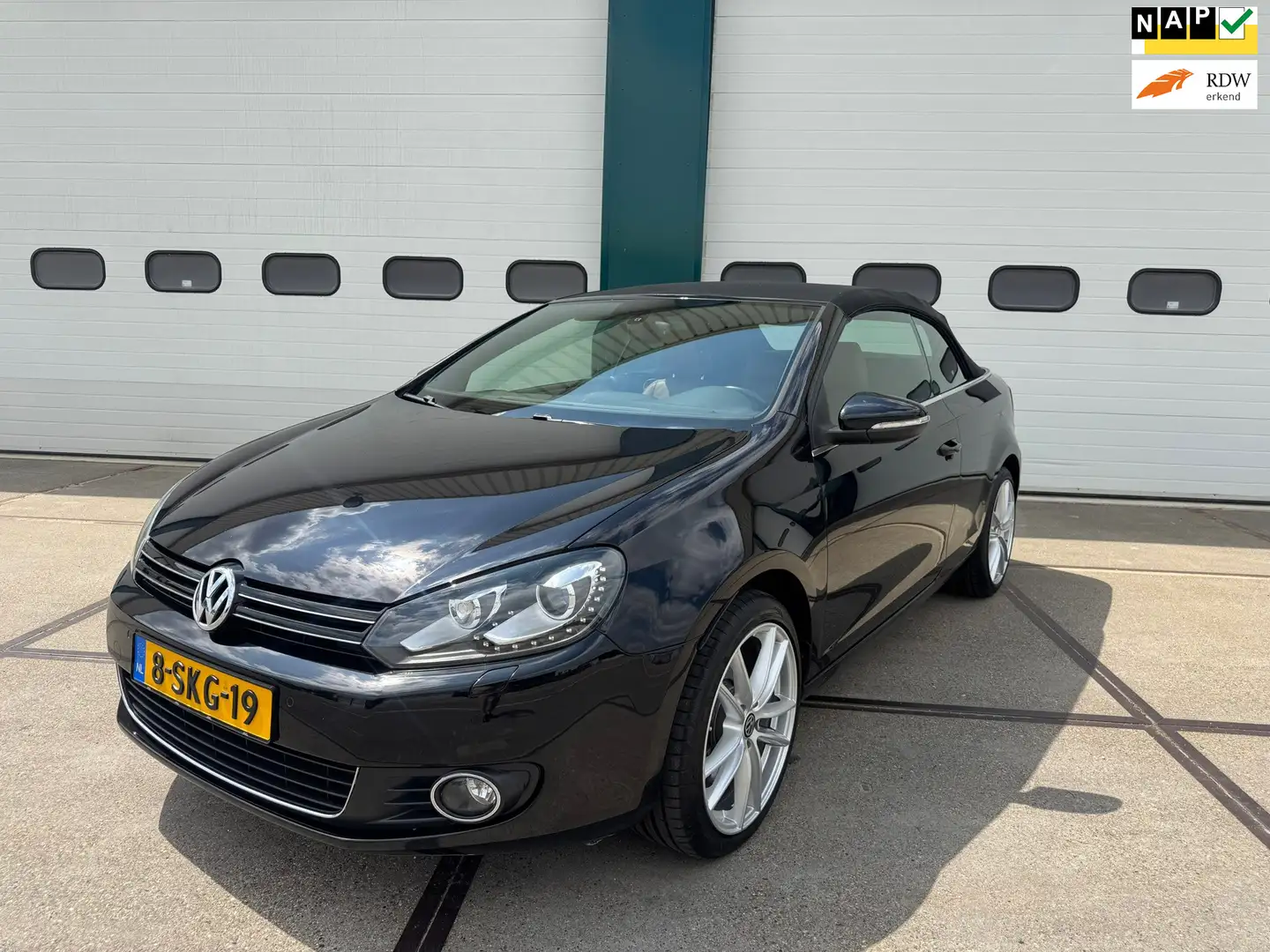 Volkswagen Golf Cabriolet 1.4 TSI Automaat ! Zwart - 1