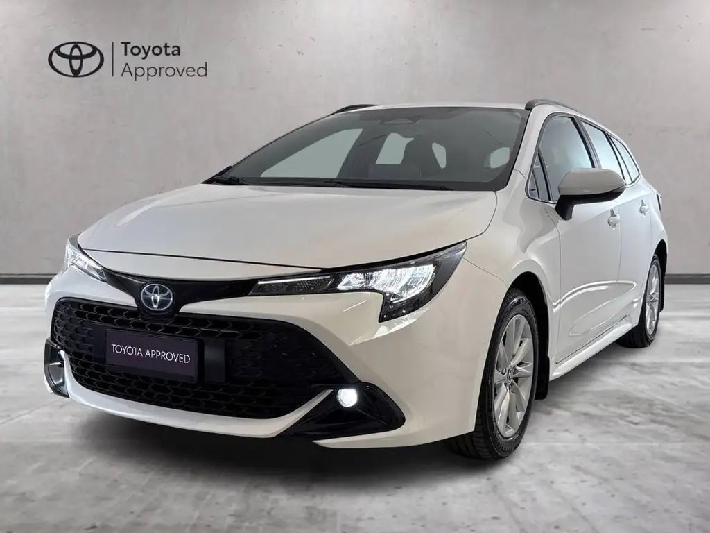 Toyota Corolla 2023 из Европы — купить под ключ