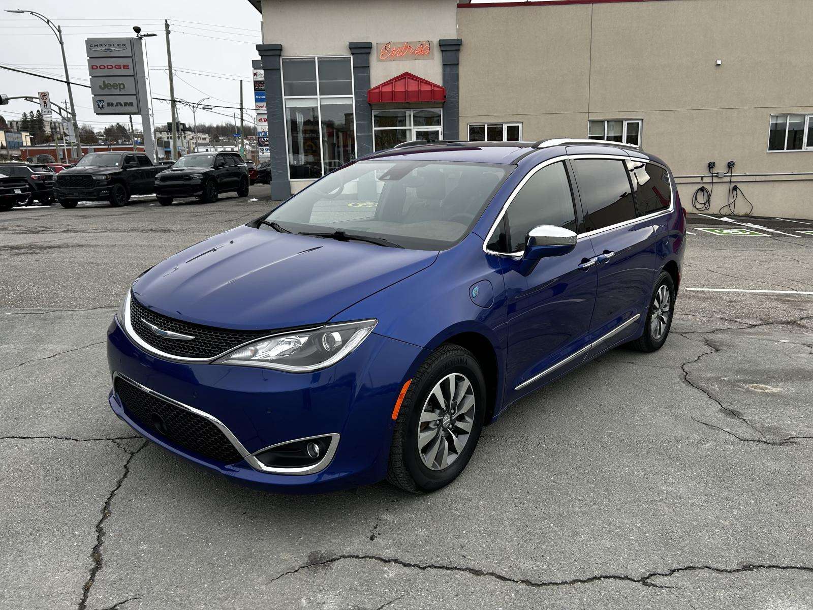 2020 Chrysler Pacifica Hybrid