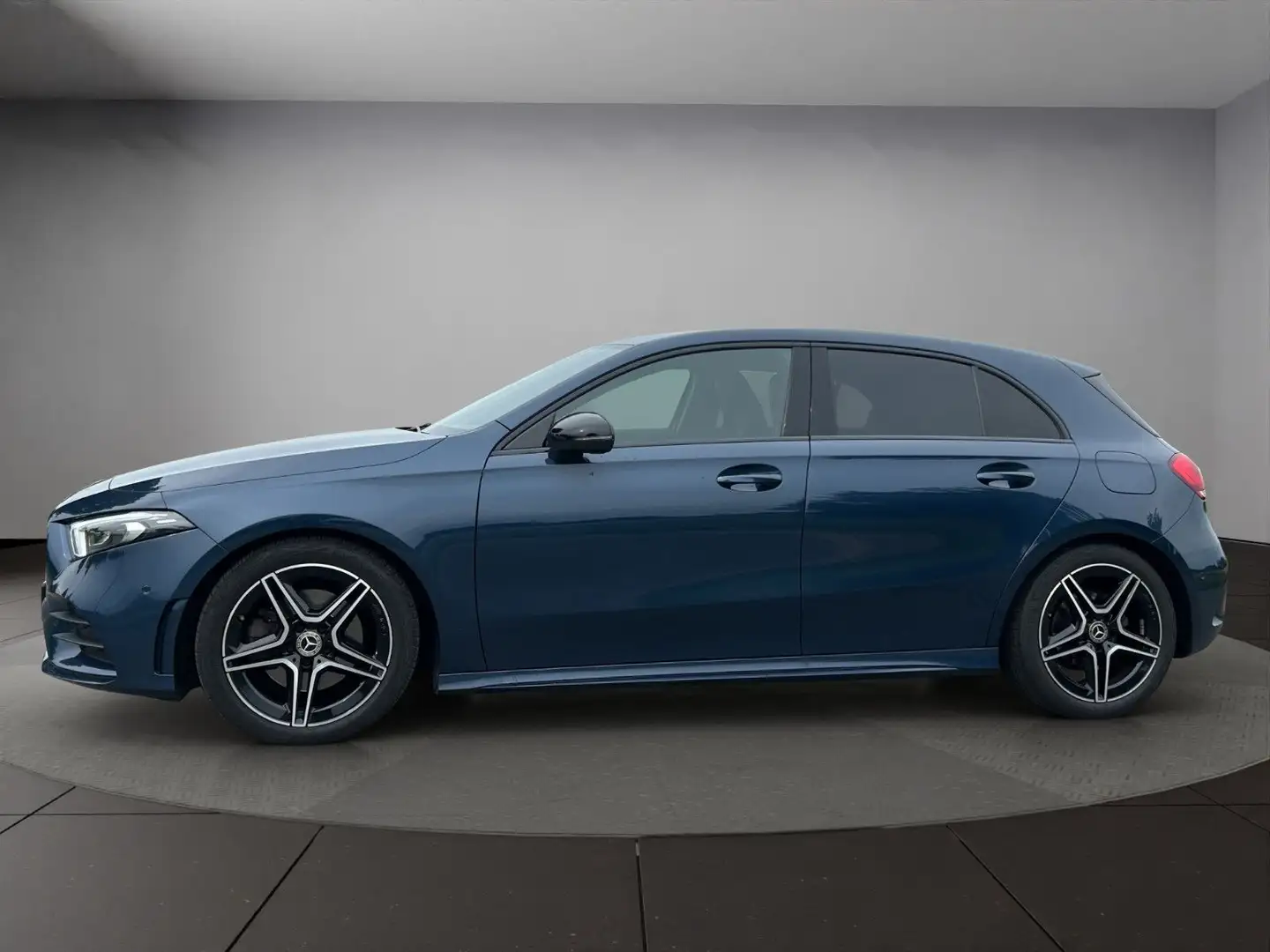 Mercedes-Benz A 220 A -Klasse AMG line, 2 Jahre MB Garantie Bleu - 2