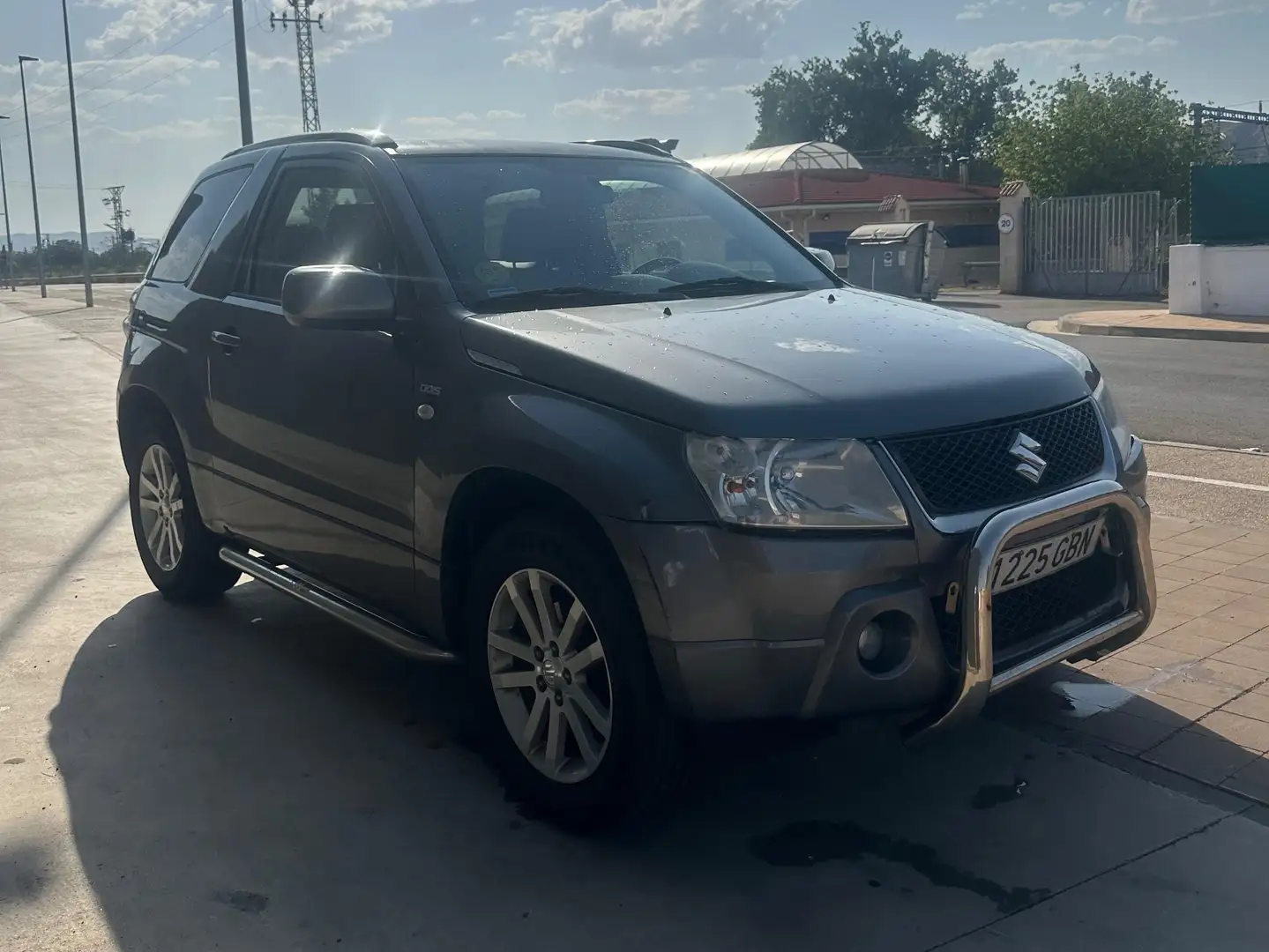 Suzuki Grand Vitara Grand Vitara 1.9DDiS JX-A Gris - 2