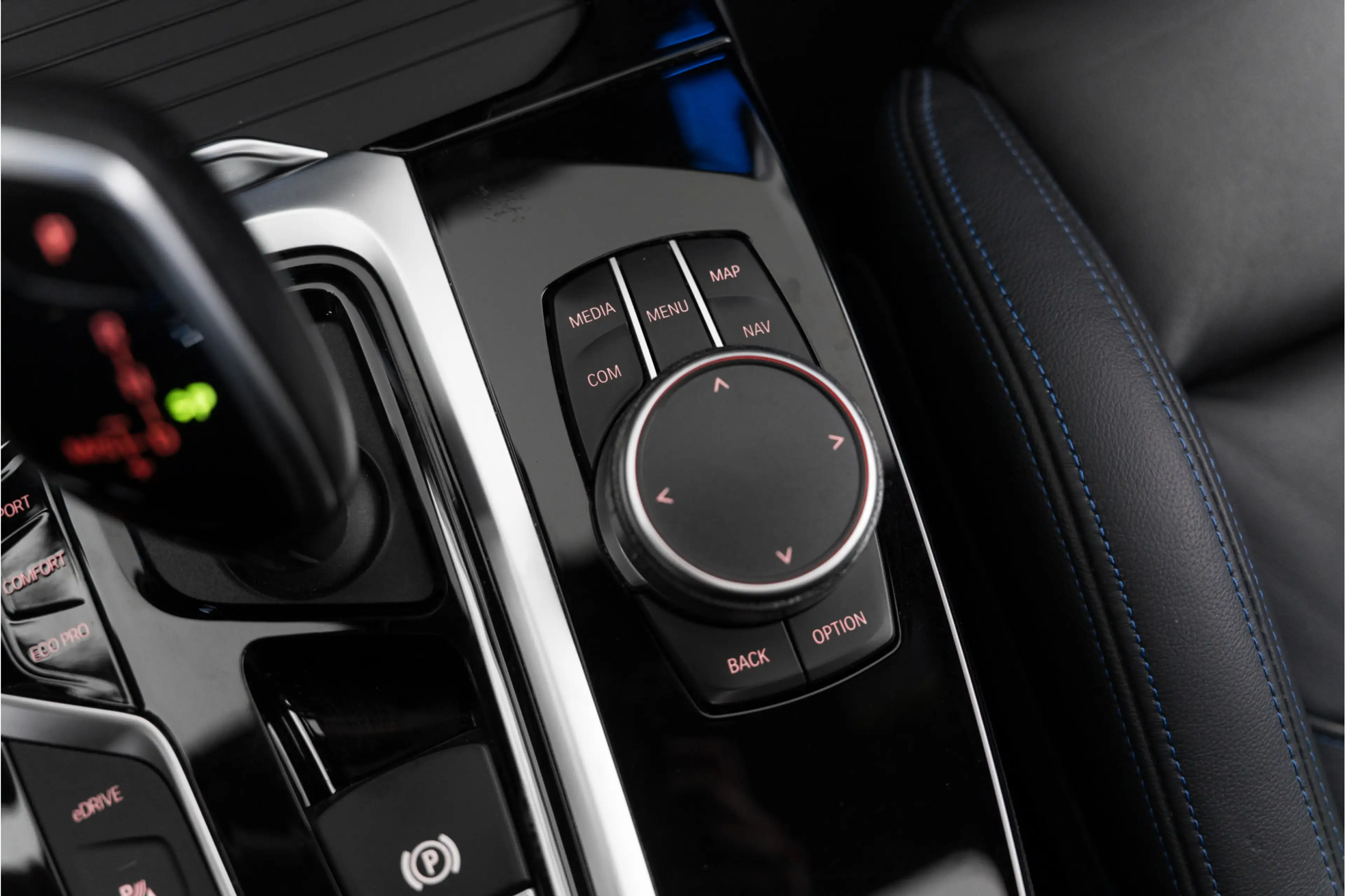 BMW X3 xDrive30e M Sport|Sportstoelen|Panorama|21” Indivi — photo 15