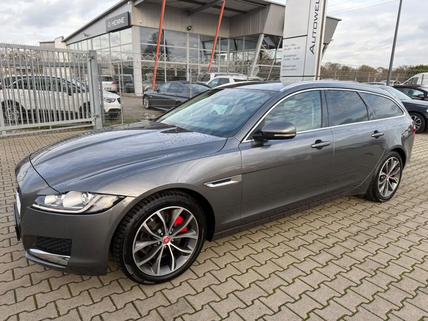 Jaguar XF Sportbrake Prestige AWD Grau - 2