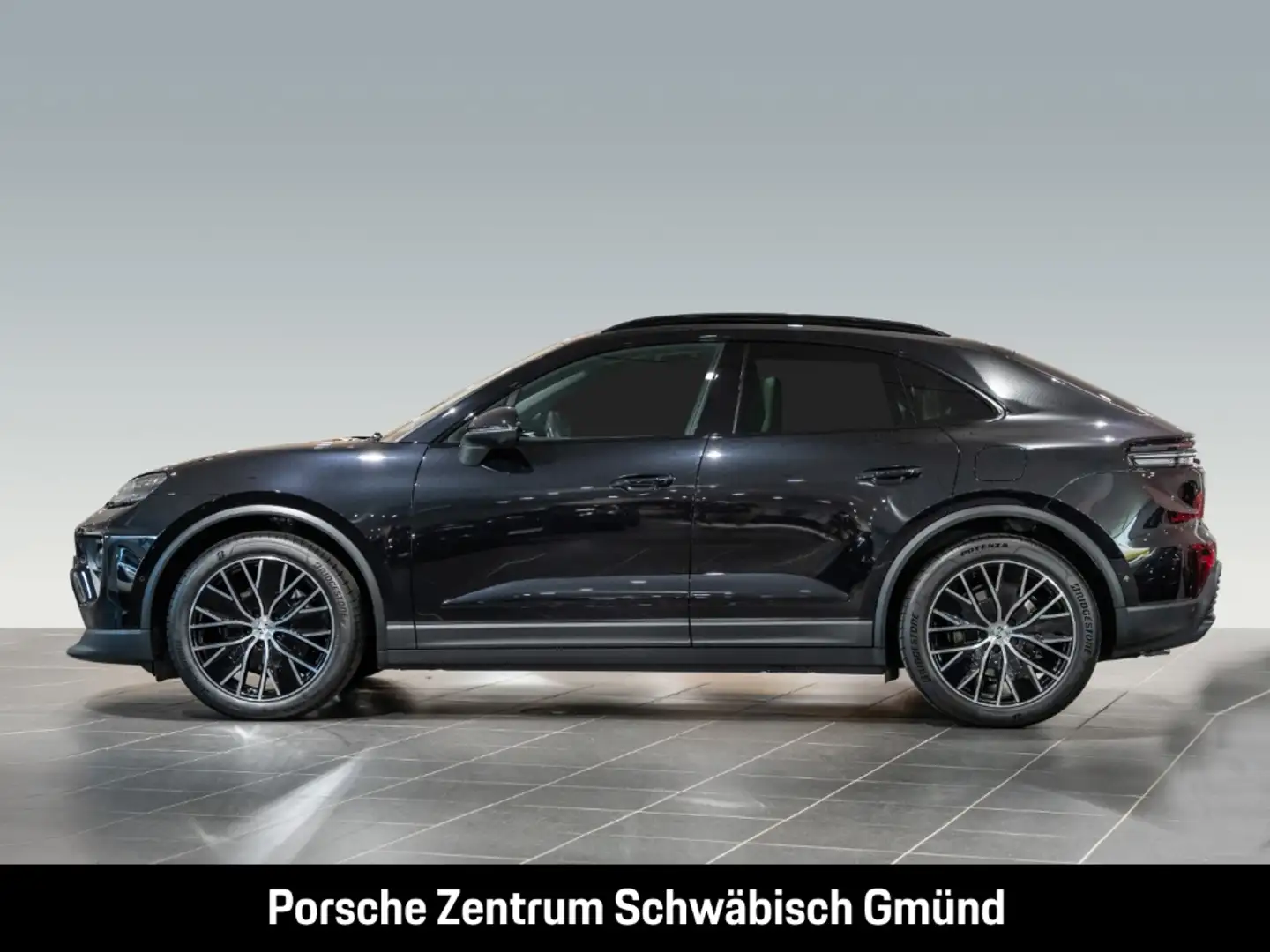 Porsche Macan 4 BOSE Panorama Surround-View Luftfederung Noir - 2