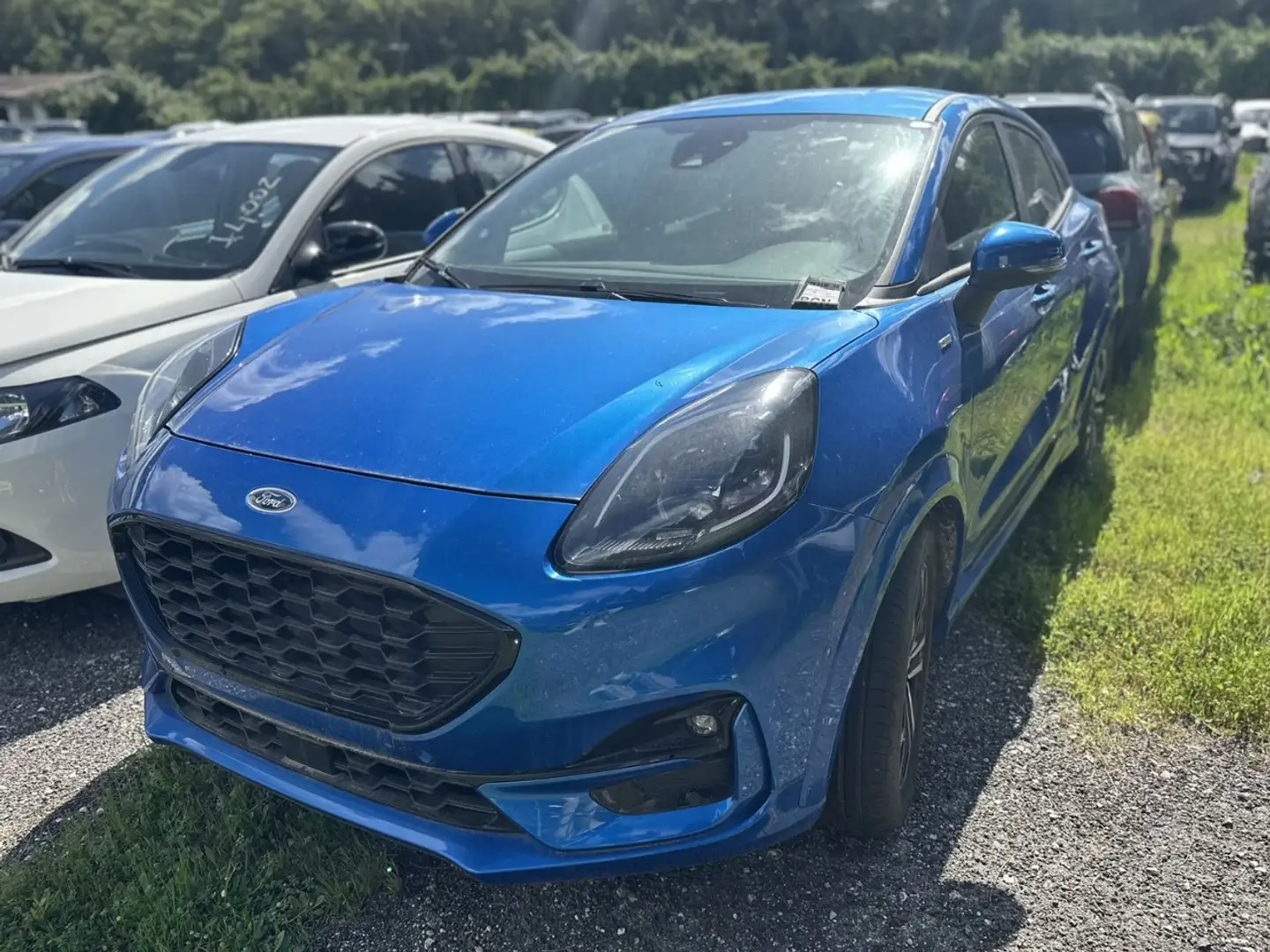 Ford Puma 1.0 EcoBoost Hybrid 125 CV S&S ST-Line X Blau - 1