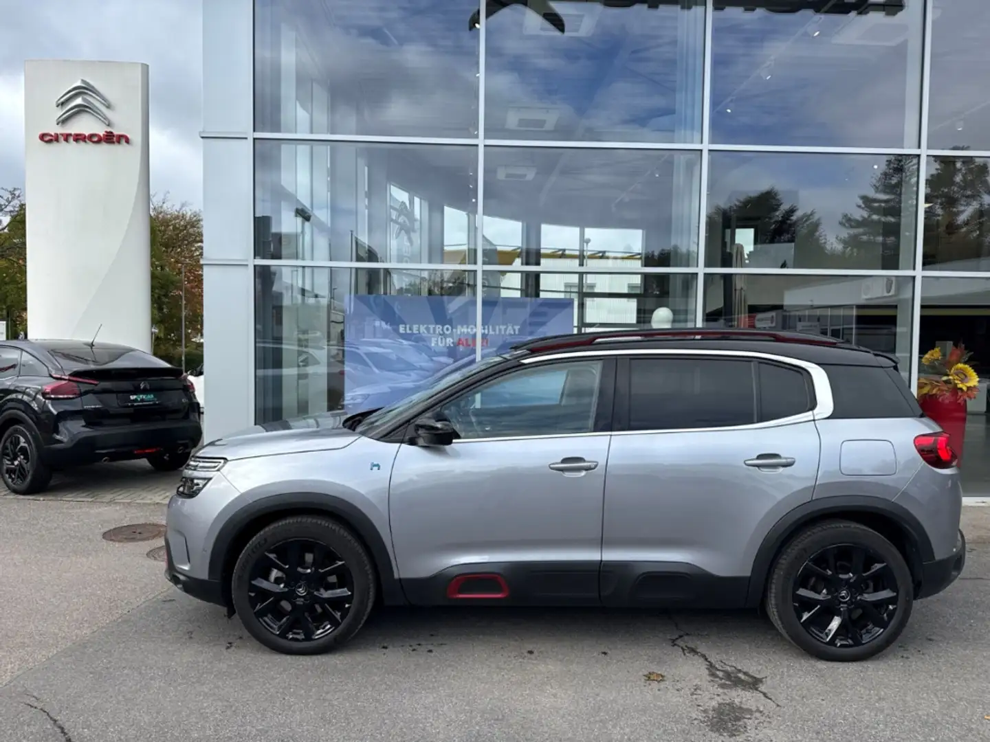 Citroen C5 Aircross Shine Pack Hybrid AHK-abnehmbar El. Panodach Navi Grau - 2