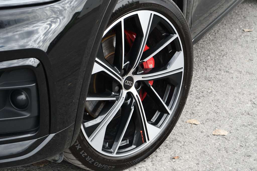 2023 Audi SQ5