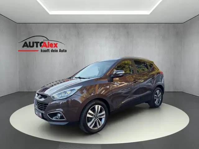 Hyundai iX35 2.0 CRDi 4WD Automatik Fifa World Cup Gold Edition
