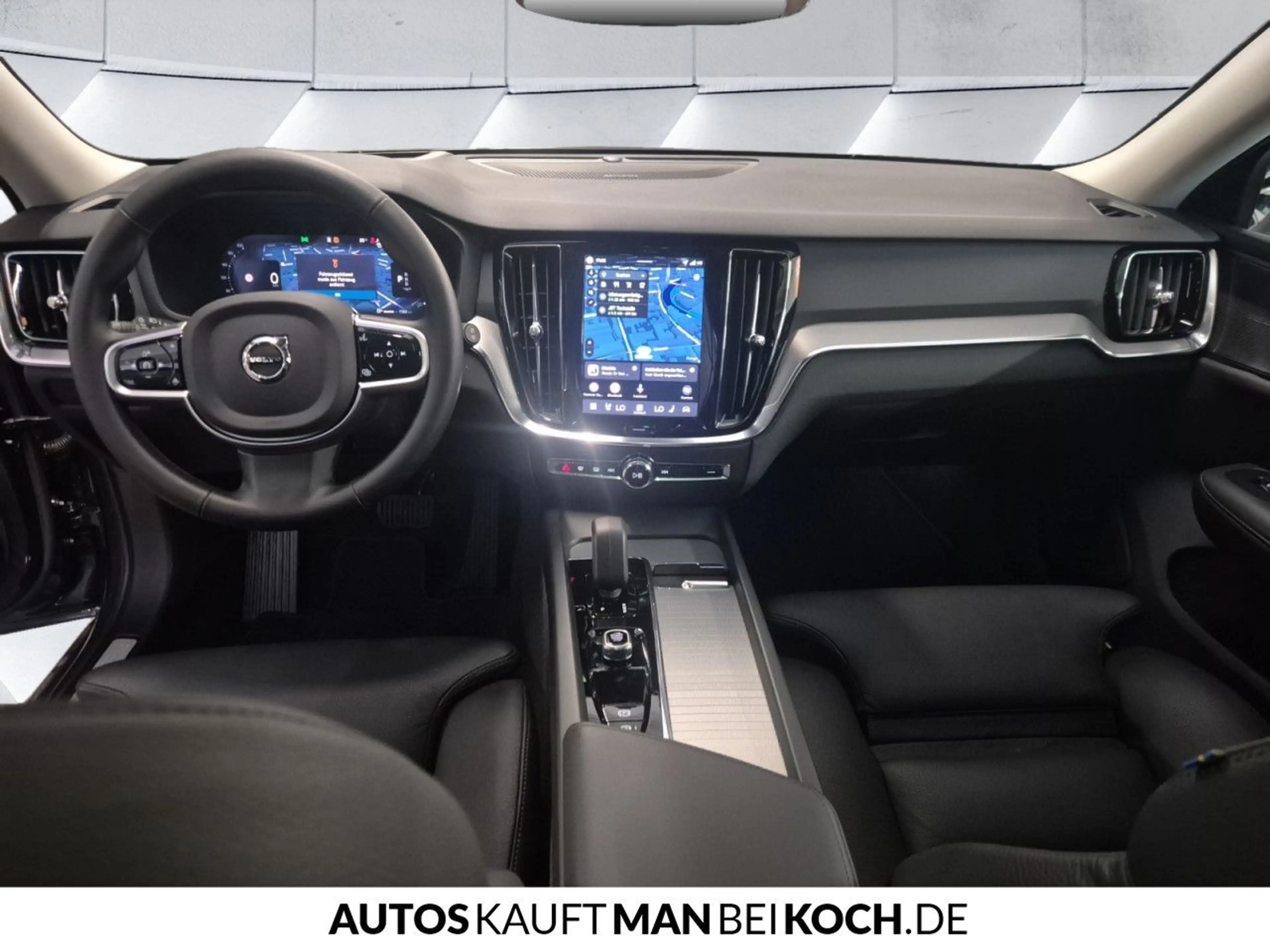 Volvo V60 B4 Plus Dark ACC BLIS HUD PANO 360° H/K — photo 9