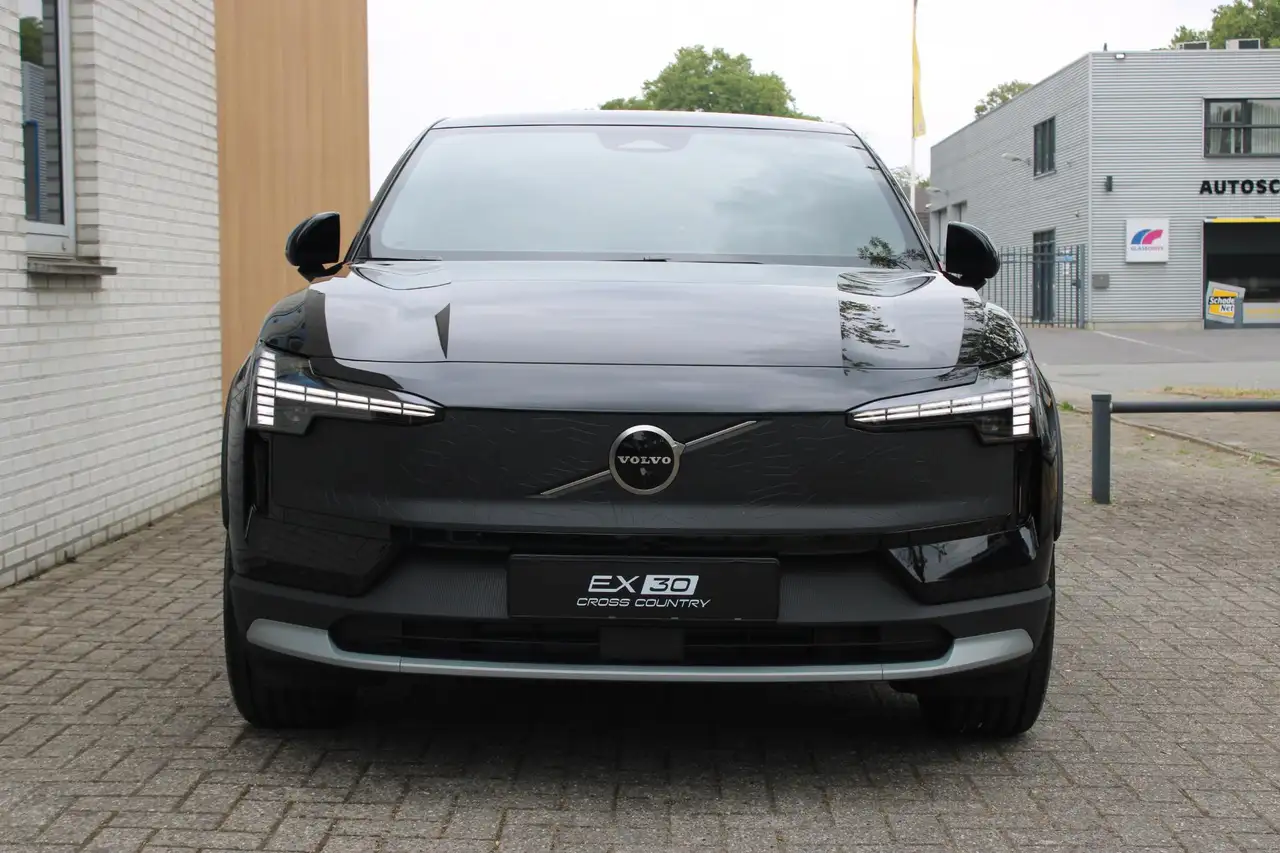 Volvo EX30 2026