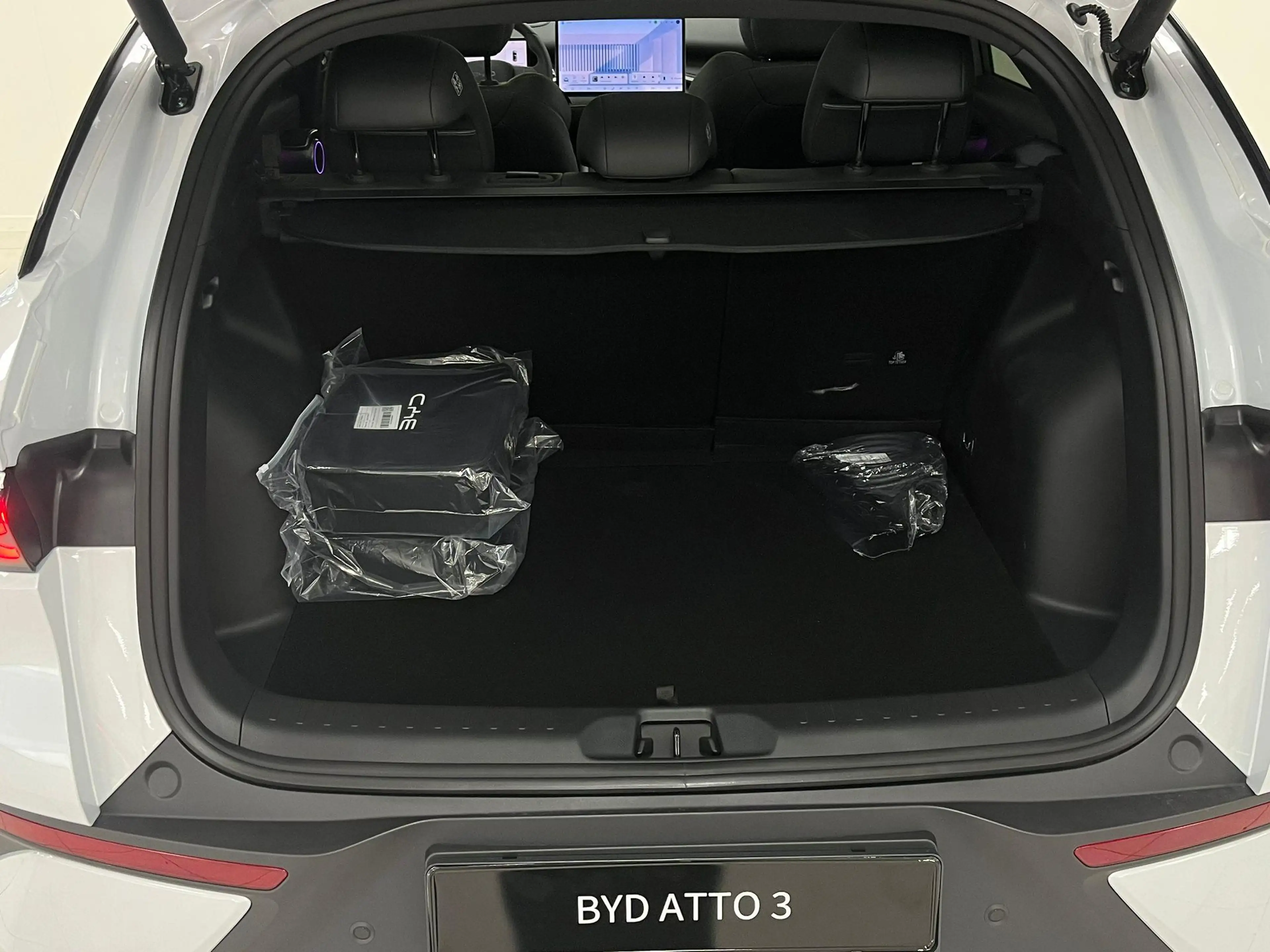 BYD Atto 3 EVO Excellence AWD | SKIING WHITE | NIEUW UIT VOOR — photo 10