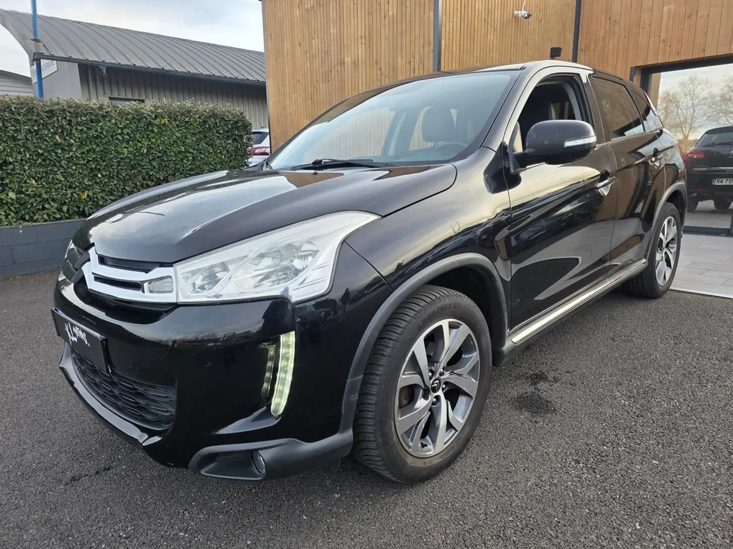 Citroen C4 Aircross 1.6L HDI 115CH Negru - 1