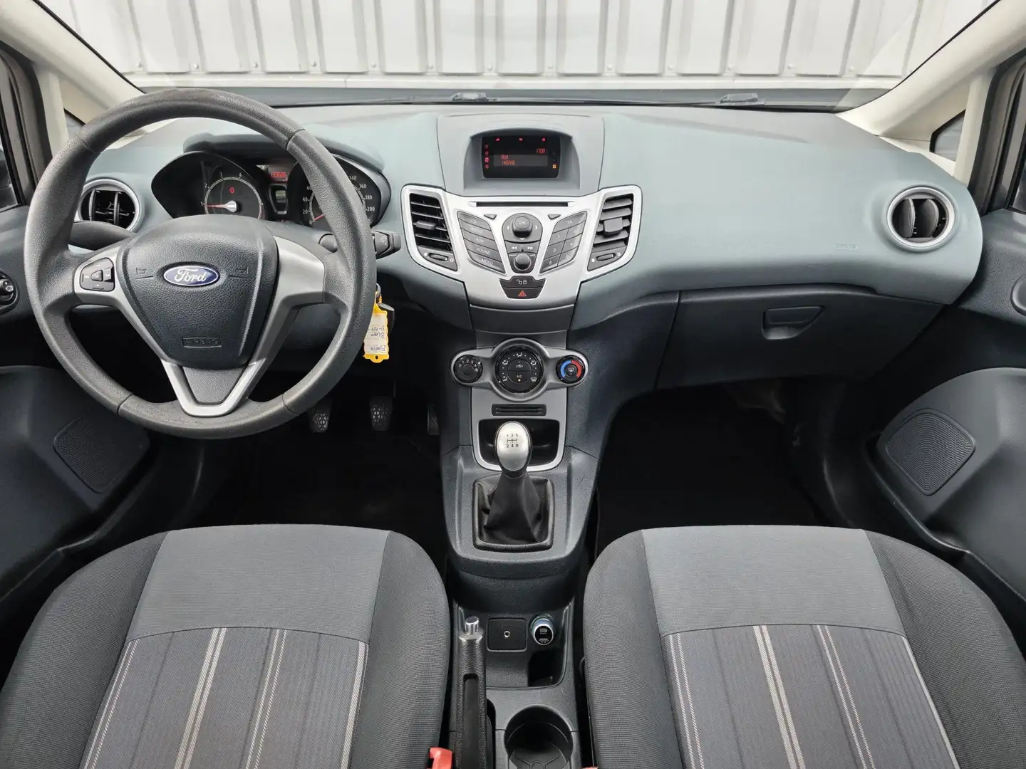 Ford Fiesta 1.25 5 deurs Trend | VAN 1e EIGENAAR | Blauw - 2