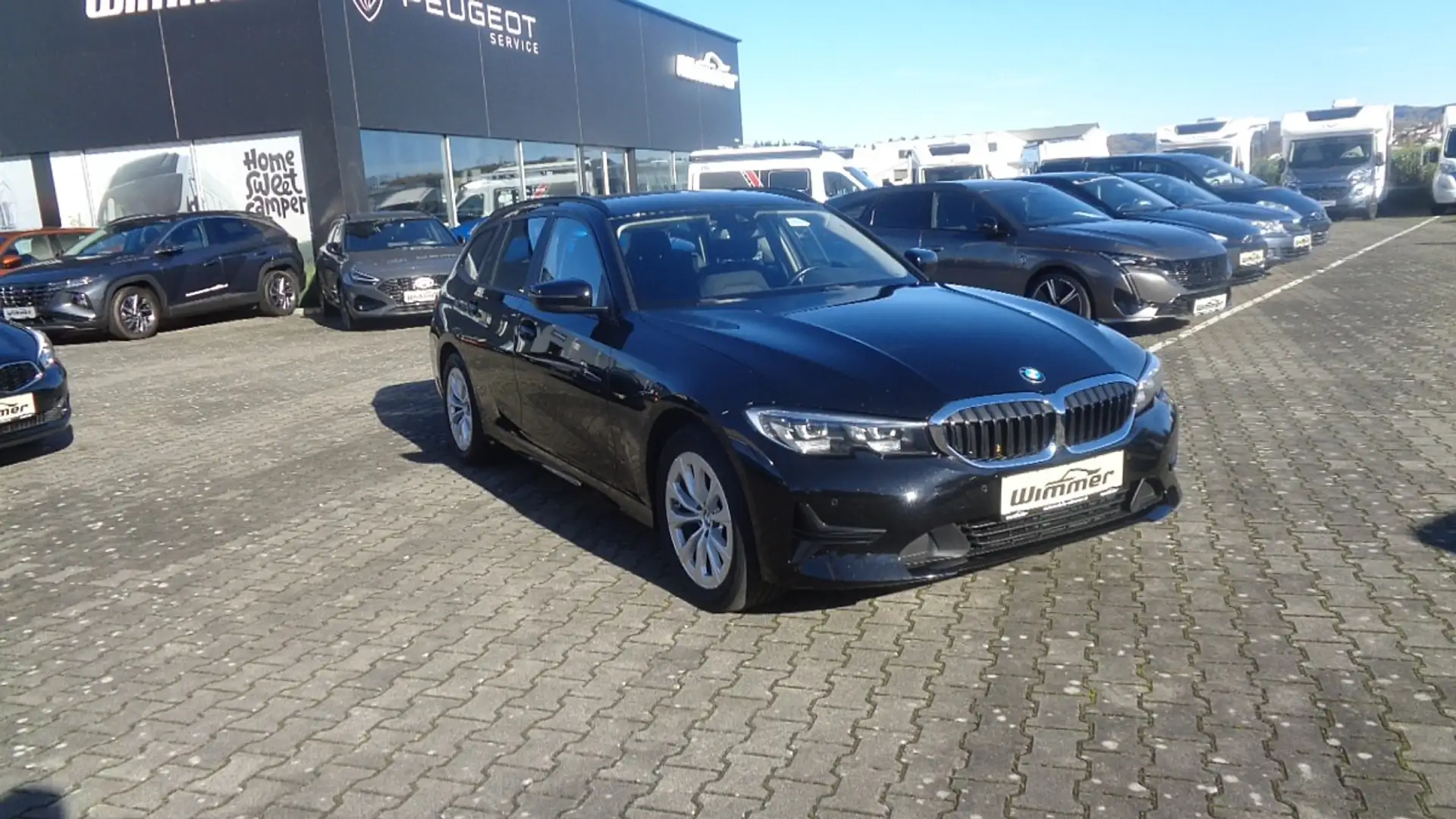 BMW 318 d Touring 150PS Schwarz - 1