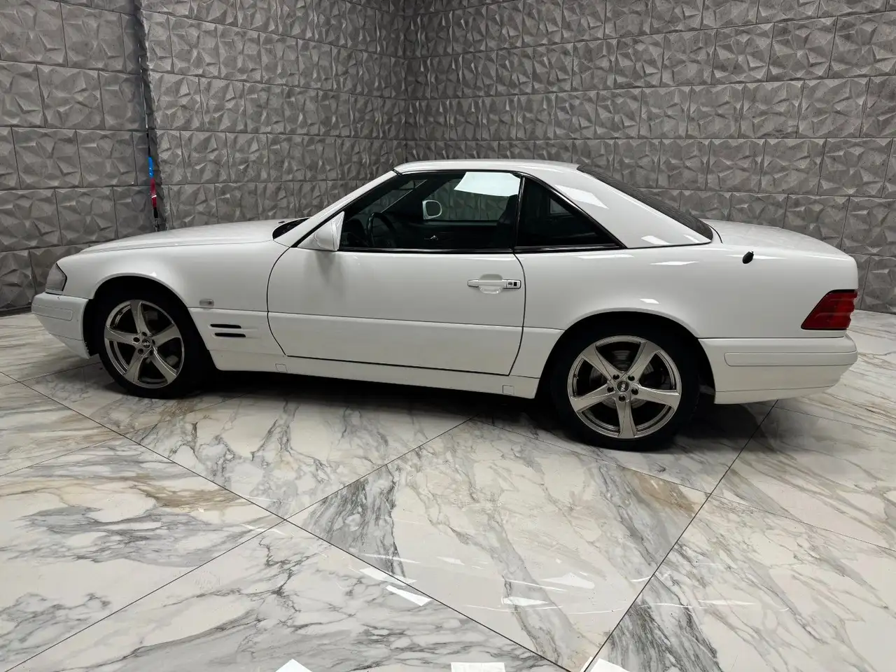 Mercedes-Benz SL 500 ** VOLL FAHRBEREIT ** 95.297km **, foto 4