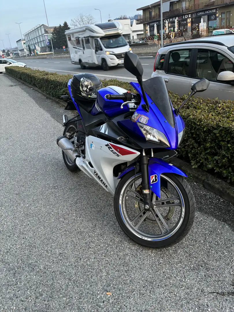 Yamaha YZF-R125 - 1