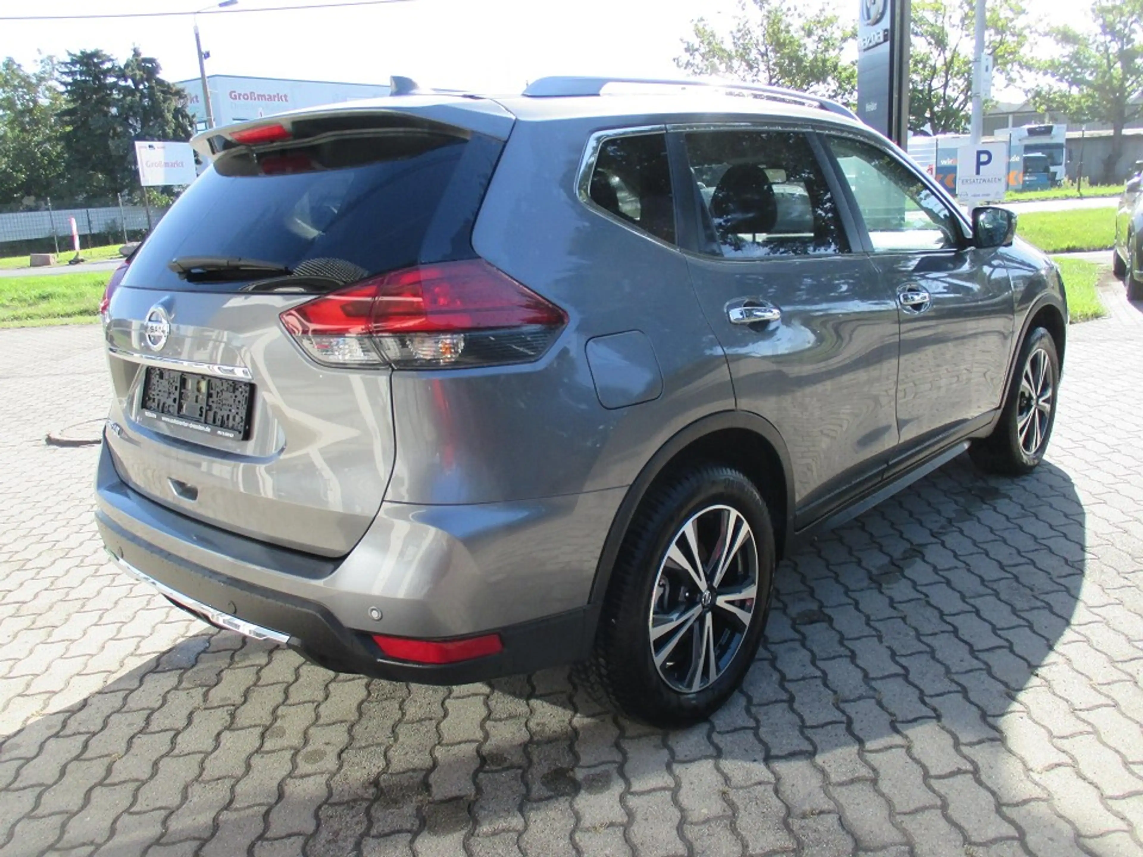 Nissan X-Trail N-Connecta — photo 9